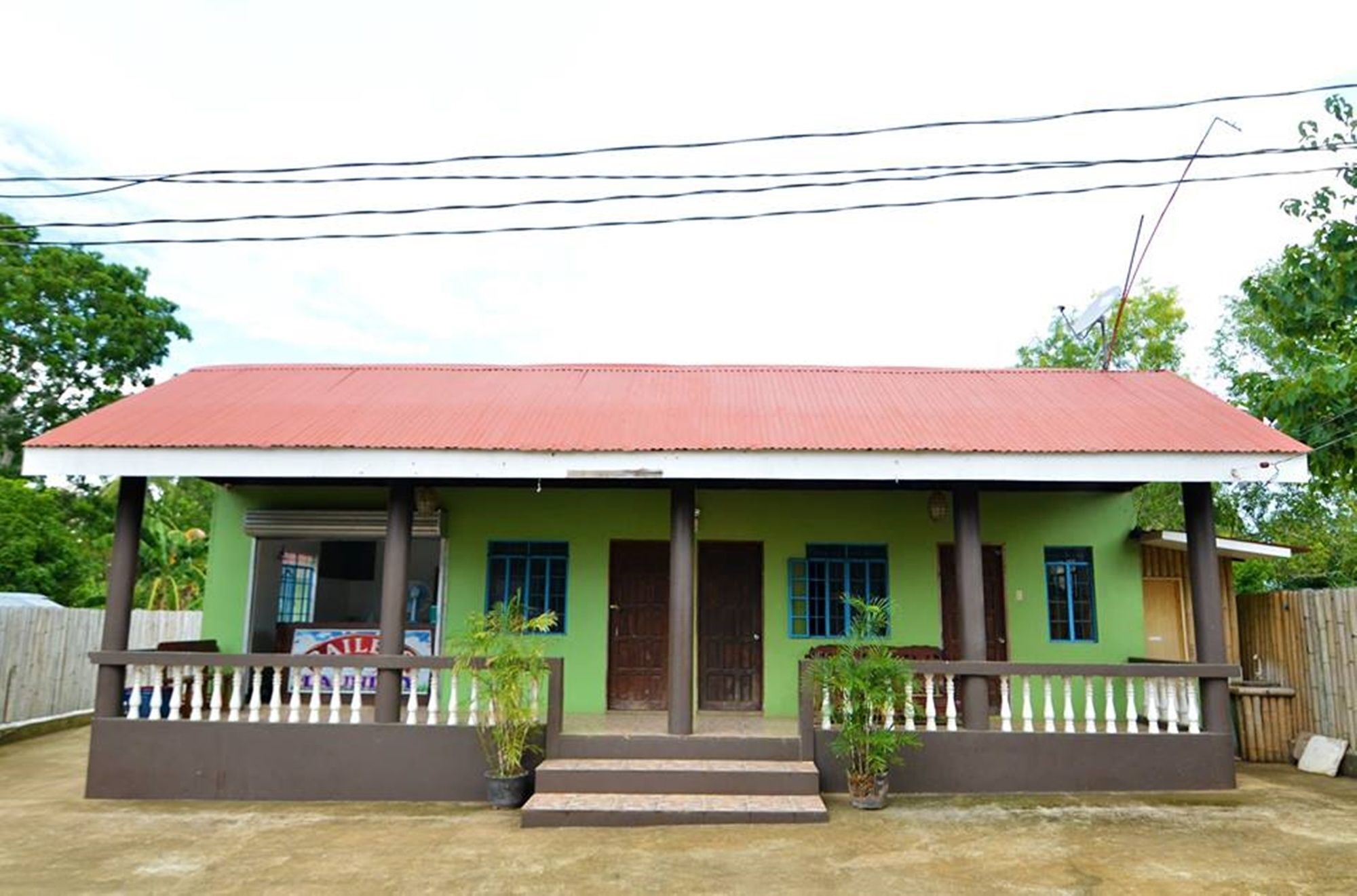 Highway To H Inn In Lourdes Panglao Exterior photo